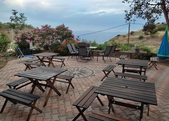 Zorbas Apartments